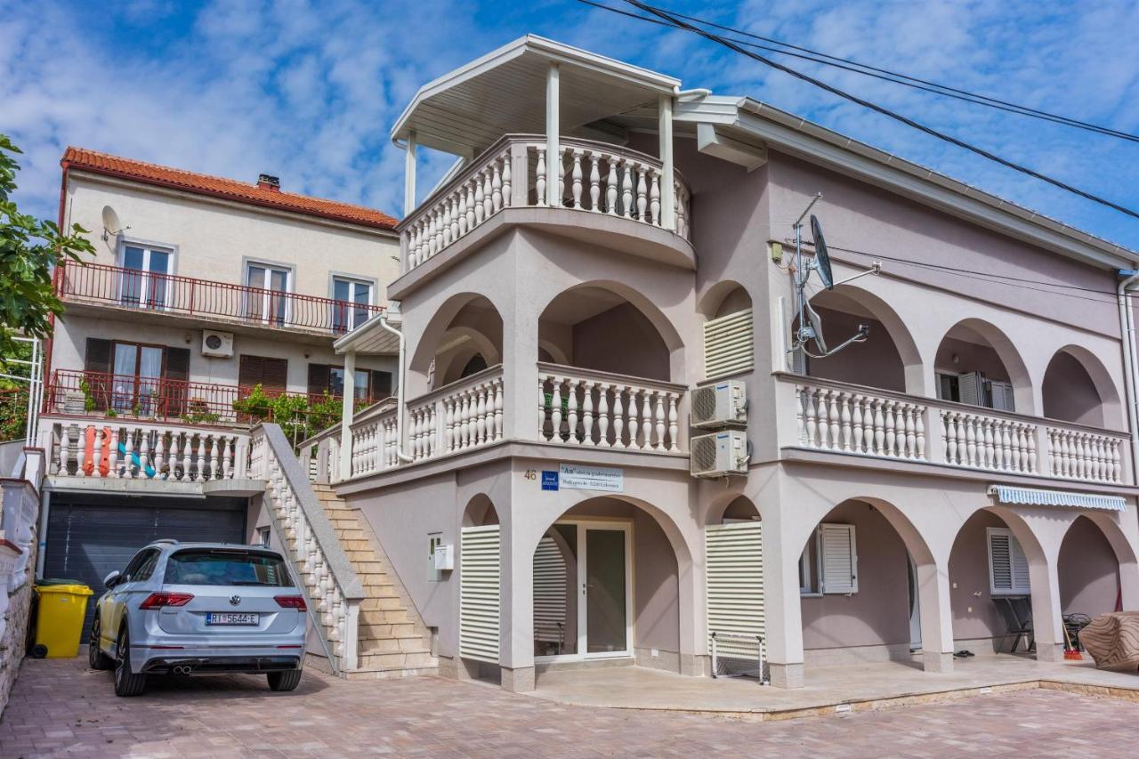 Apartments Mirela Crikvenica Exteriör bild